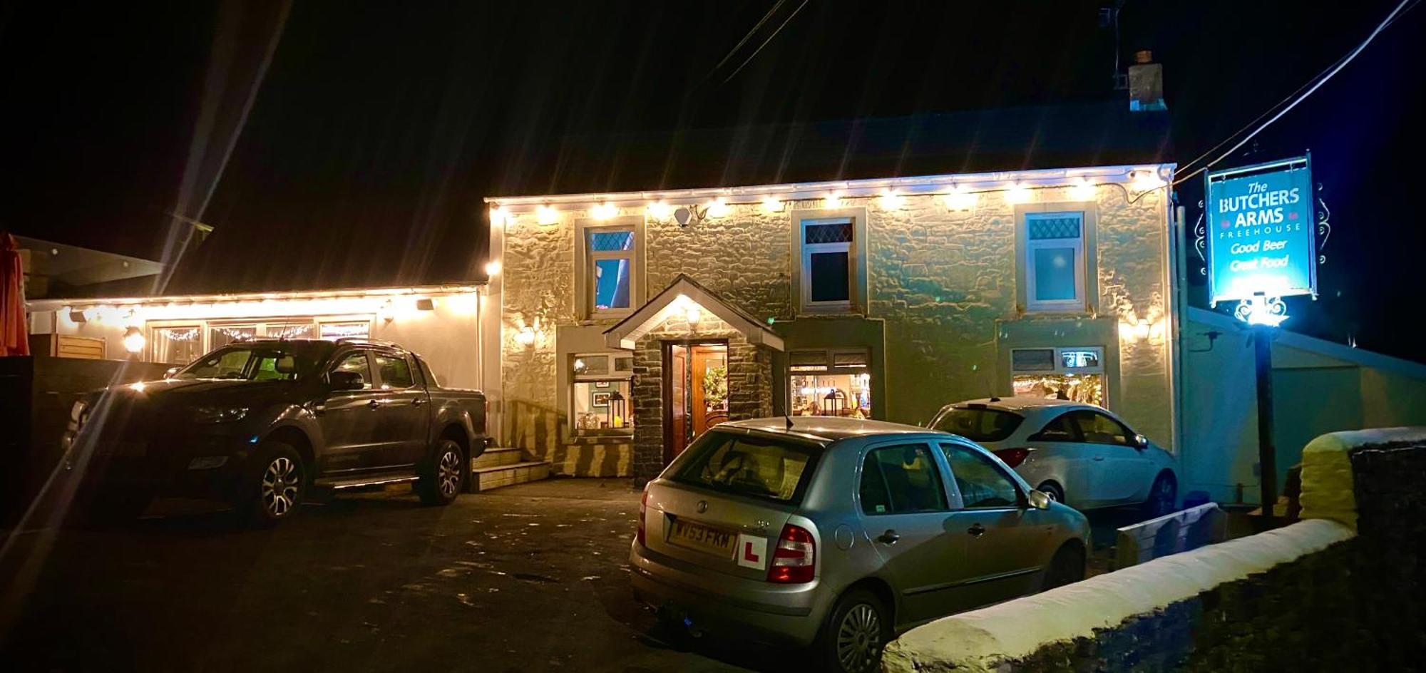 The Butchers Arms - Grill Pub And Accommodation Merthyr Tydfil Exterior foto